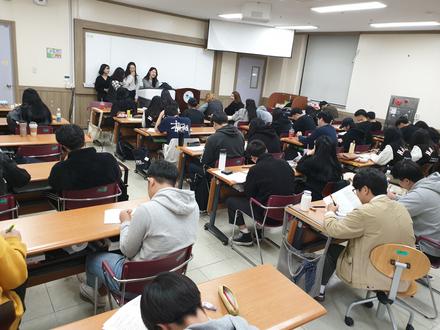 2019 방사선 선량 저감화 실천 캠페인 대상 수상 졸업생들 재학생들과의 면담