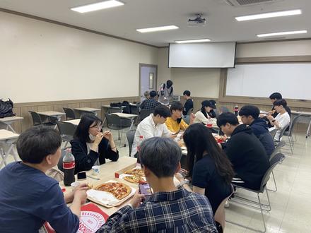 평생 함께 살아야 할 학생들과~~~~~~